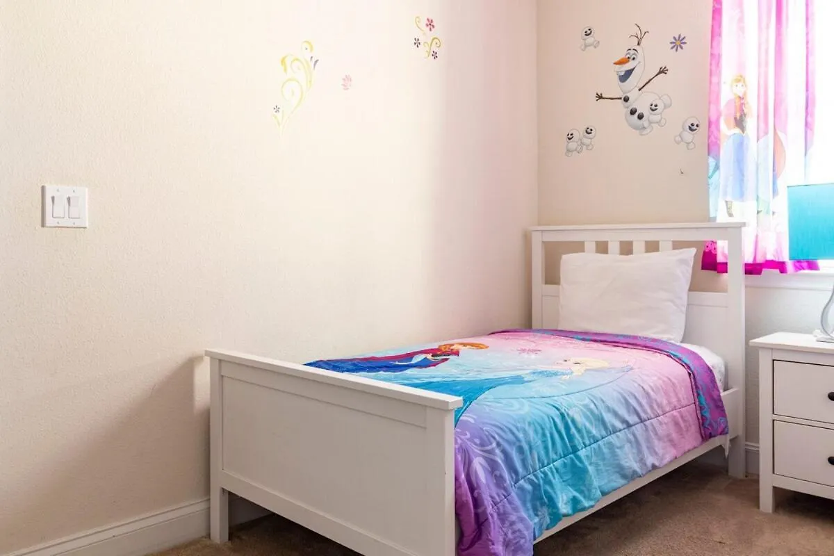 Holiday home Luxury Villa, Clubhouse, Pool, 15 Mins From Disney Davenport