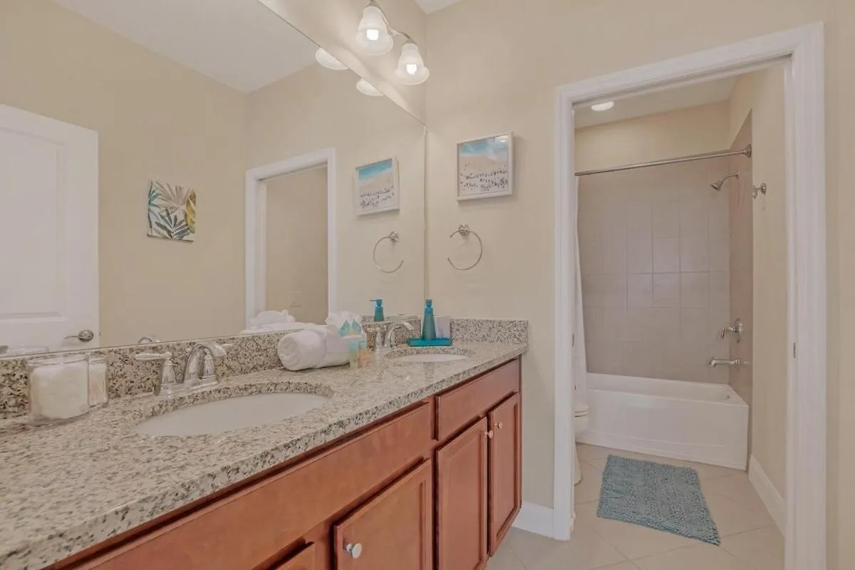 Luxury Villa, Clubhouse, Pool, 15 Mins From Disney Davenport 0*,