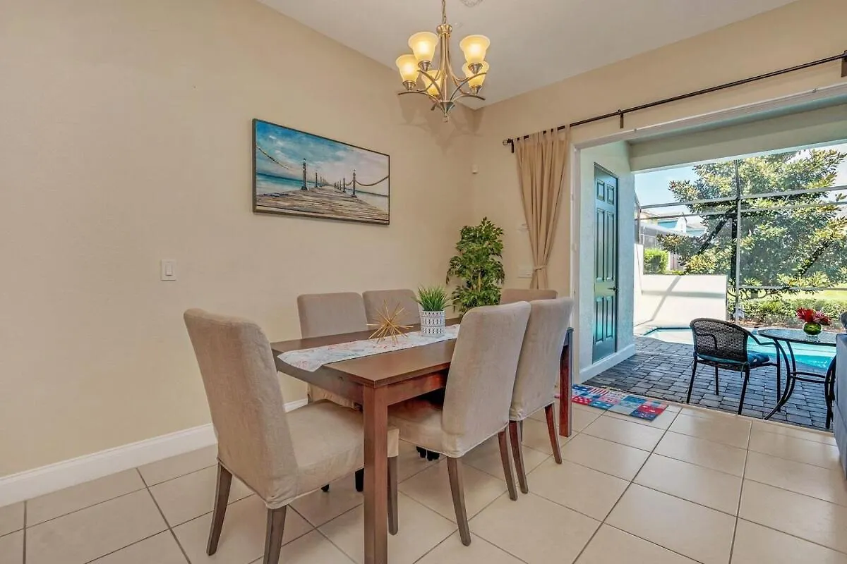 Holiday home Luxury Villa, Clubhouse, Pool, 15 Mins From Disney Davenport United States